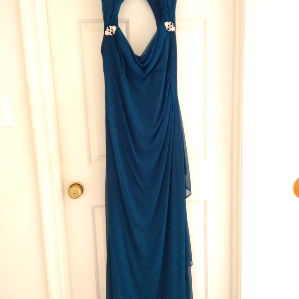 Teal Floor-length Gown